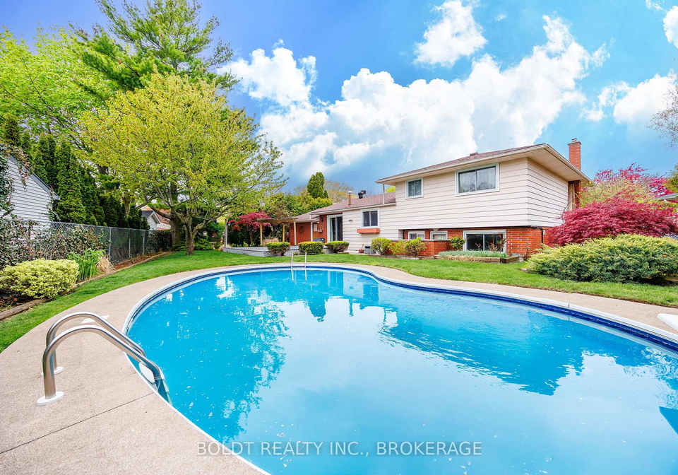 7-halene-court-st-catharines-ontario-x13133274