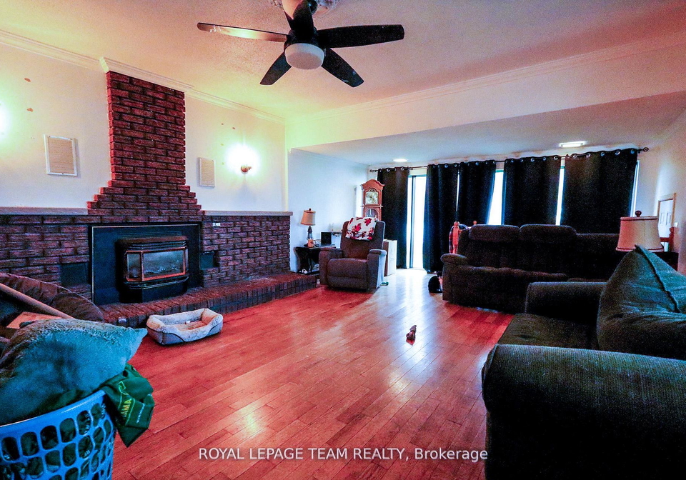 573-main-street-north-dundas-ontario-x13133382