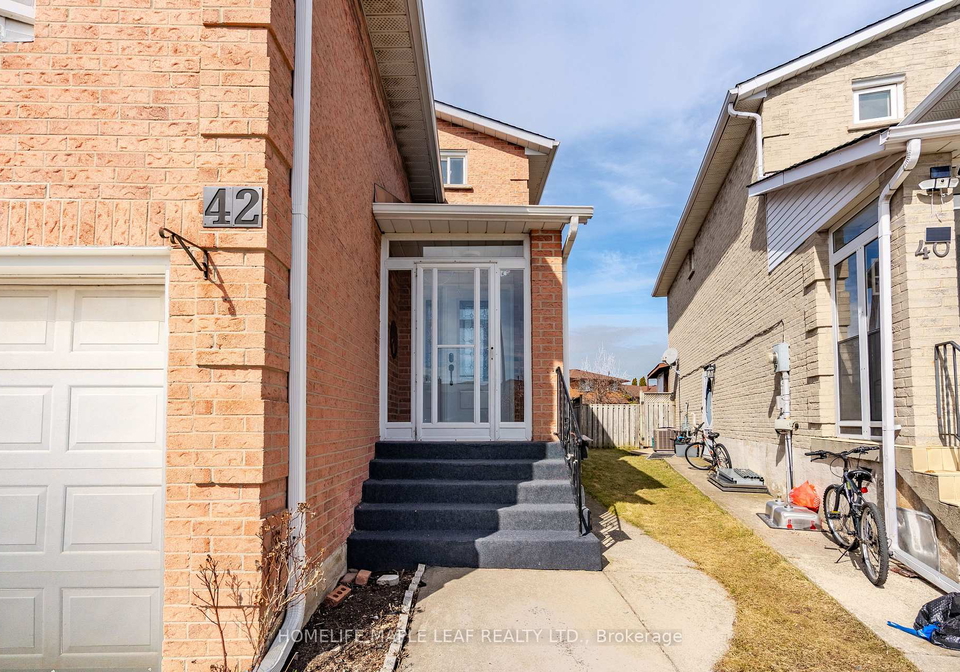 42-puritan-court-hamilton-ontario-x13133394