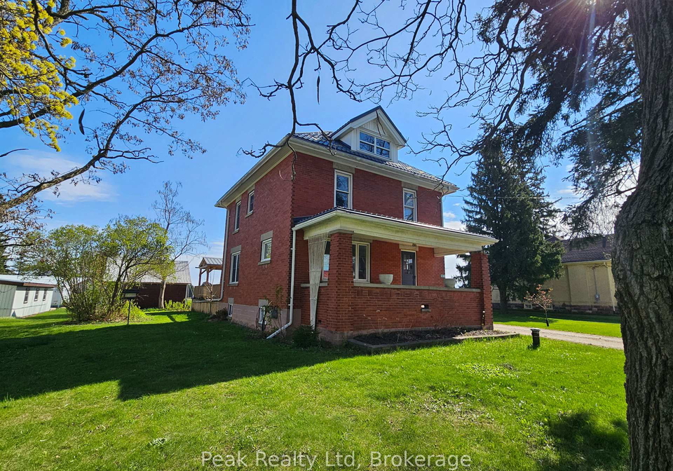 236-huron-road-perth-south-ontario-x13134096