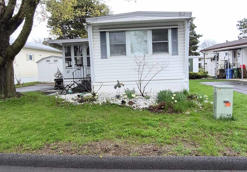 13-wentworth-drive-kingston-ontario-x13134282