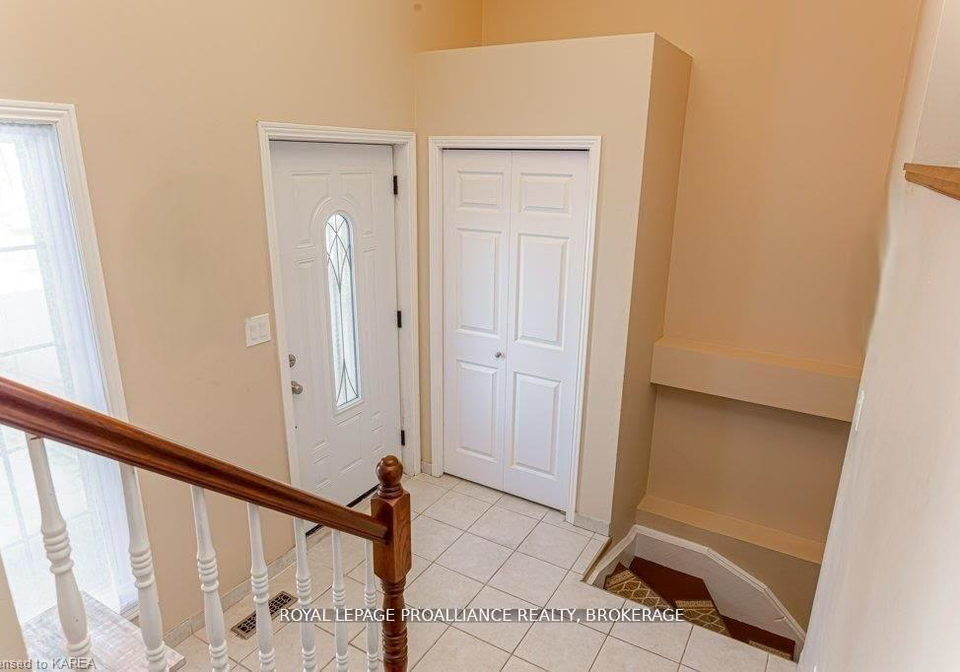 614-barnsley-crescent-kingston-ontario-x13134304