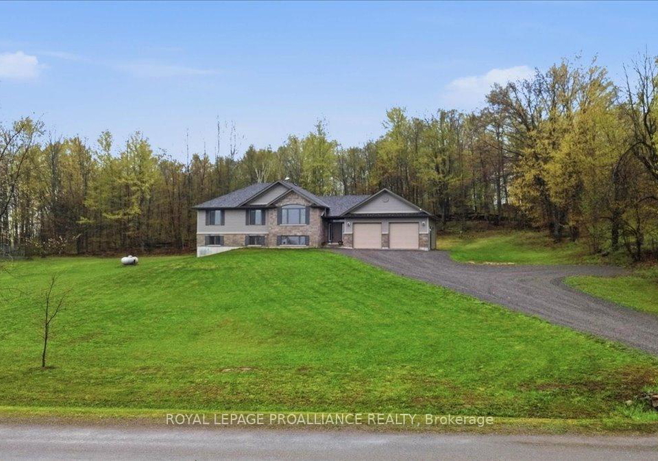 70-livingwood-crescent-madoc-ontario-x13134500