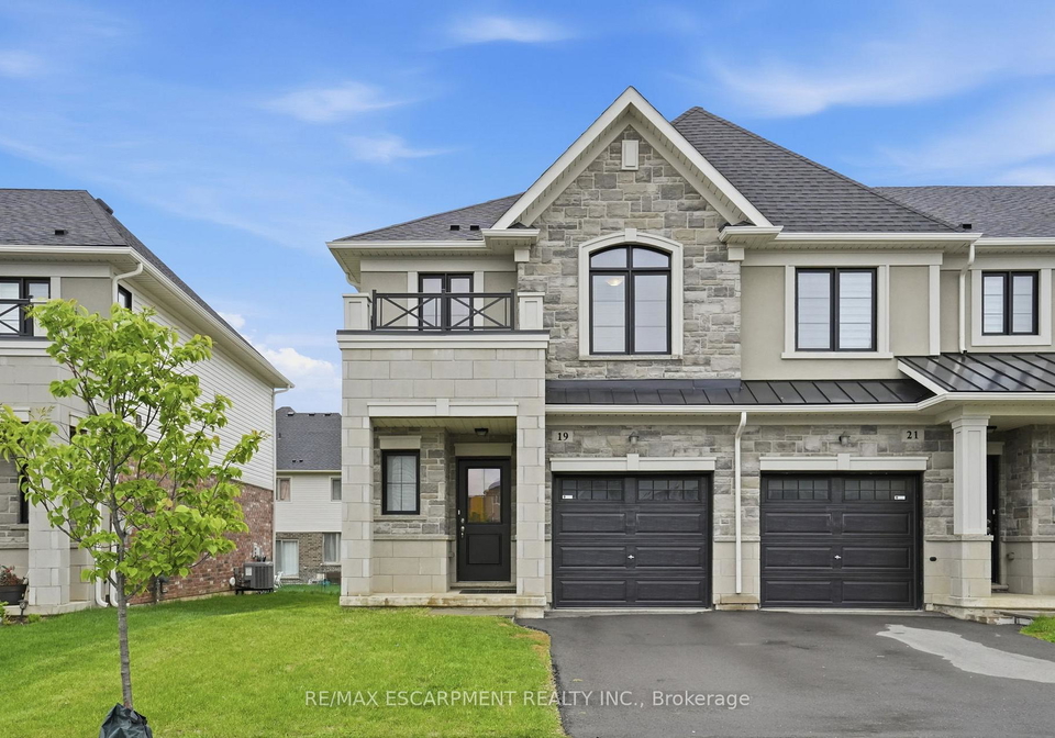 19-mia-drive-e-hamilton-ontario-x13134578