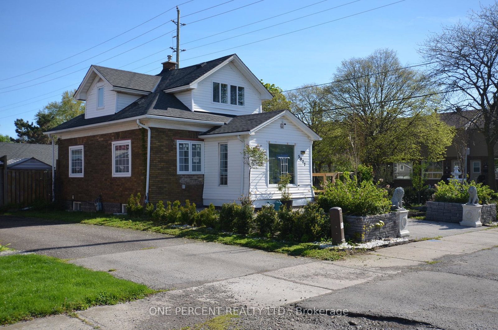 5977-saint-marys-avenue-niagara-falls-ontario-x13134612