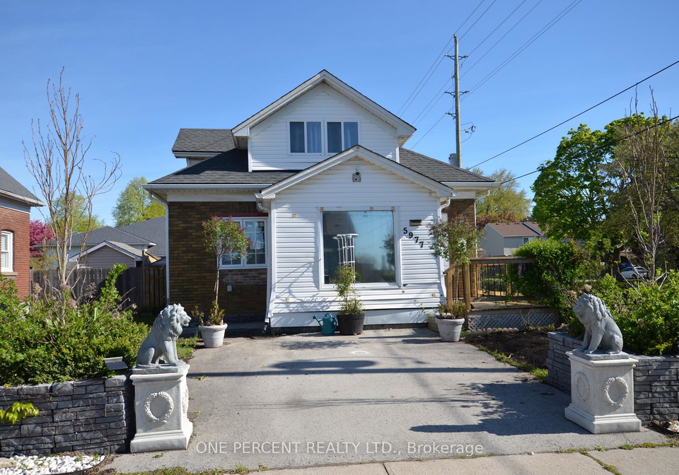 5977-saint-marys-avenue-niagara-falls-ontario-x13134612