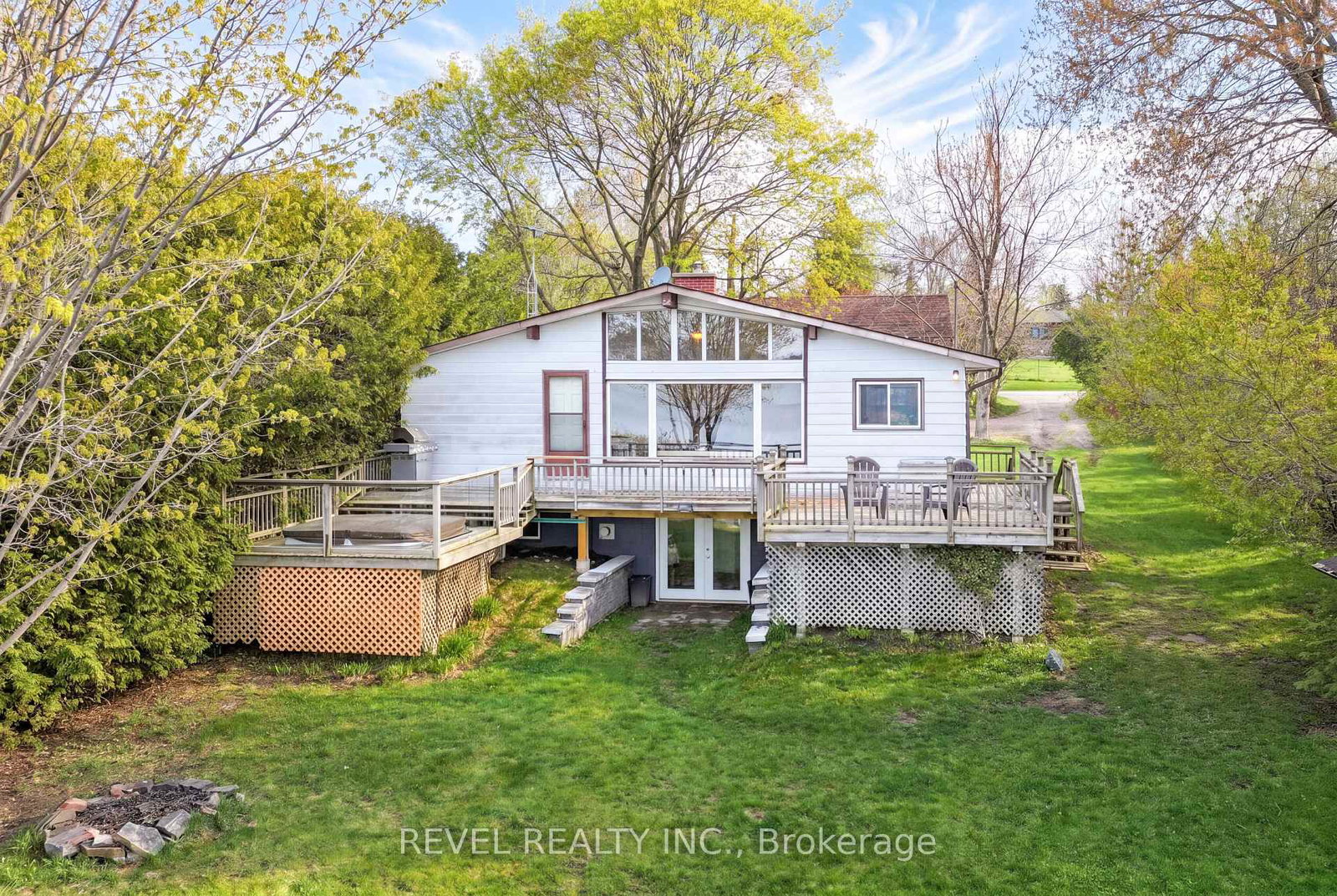 18-lakeview-boulevard-kawartha-lakes-ontario-x13134624