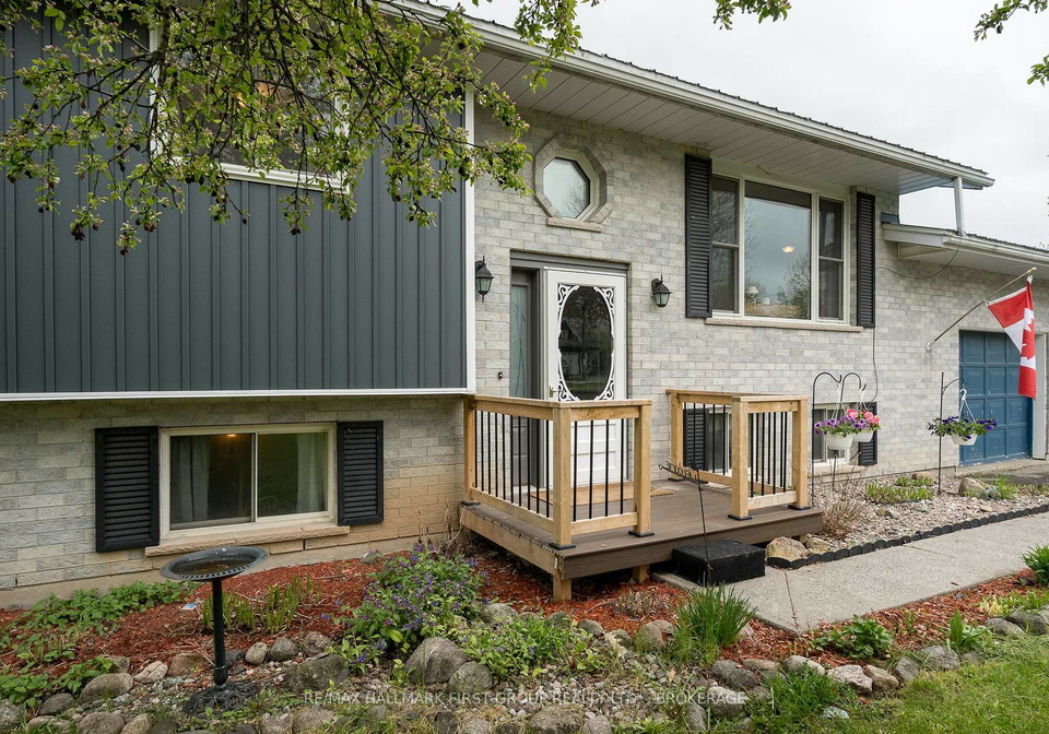 2220-county-11-road-greater-napanee-ontario-x13134640