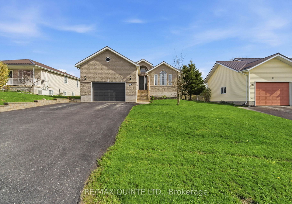 99-mckenzie-street-centre-hastings-ontario-x13134666