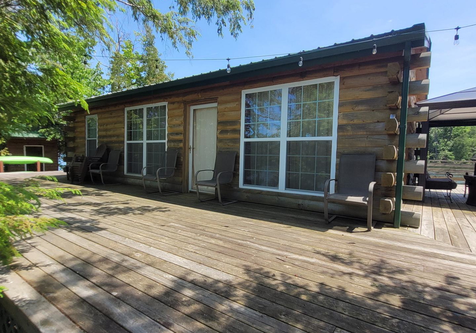 128-island-rideau-lakes-ontario-x13134752