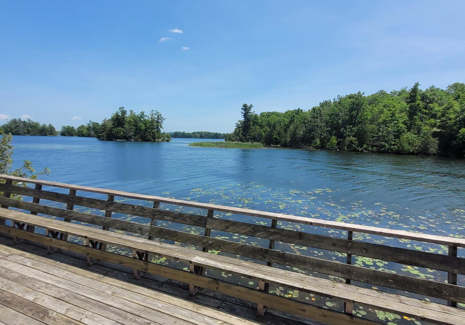 128-island-rideau-lakes-ontario-x13134752