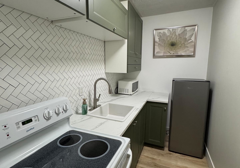 601-barber-avenue-n-north-perth-ontario-x13134832
