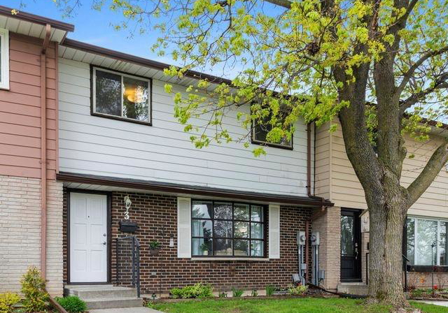 3-splinter-drive-greater-napanee-ontario-x13135136