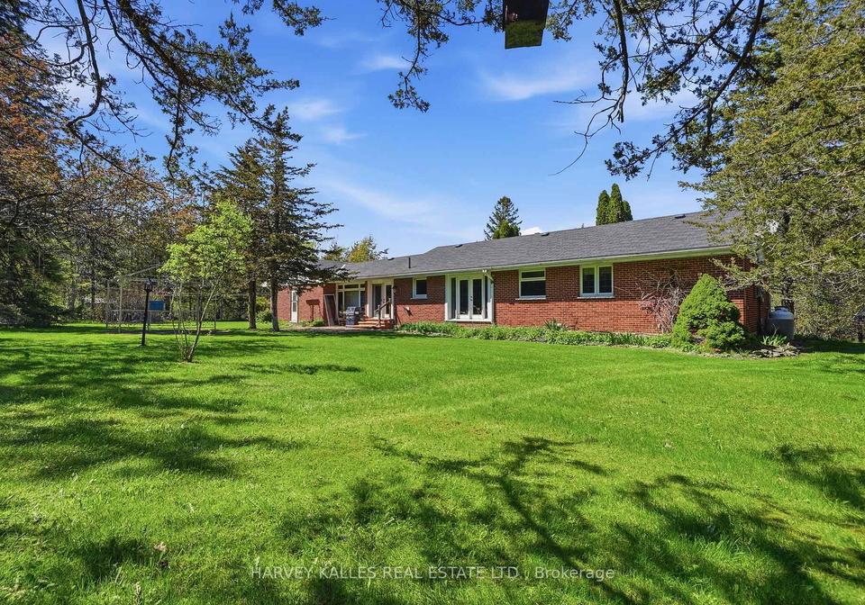 11653-loyalist-parkway-prince-edward-county-ontario-x13135154