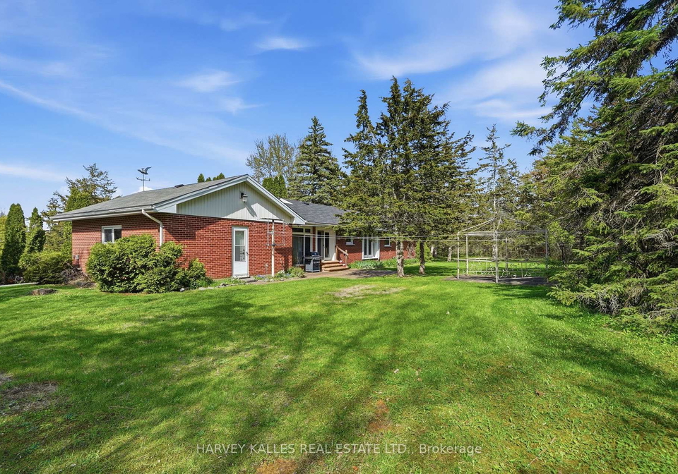 11653-loyalist-parkway-prince-edward-county-ontario-x13135154