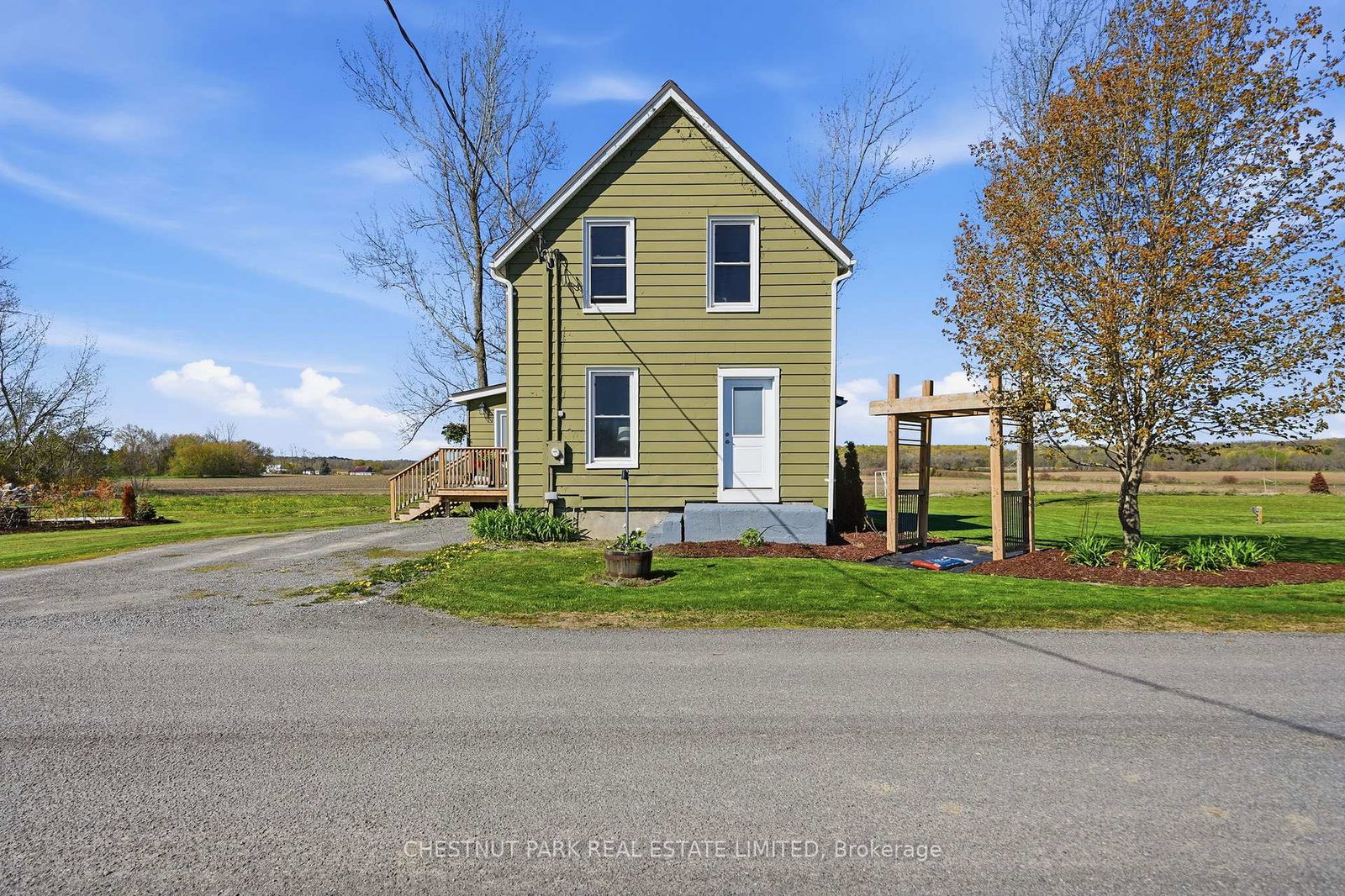 370-kaiser-crossroad-prince-edward-county-ontario-x13135156