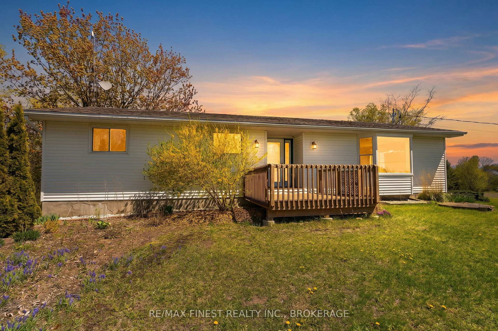 2189-county-road-32-front-of-leeds-seeleys-bay-ontario-x13135328