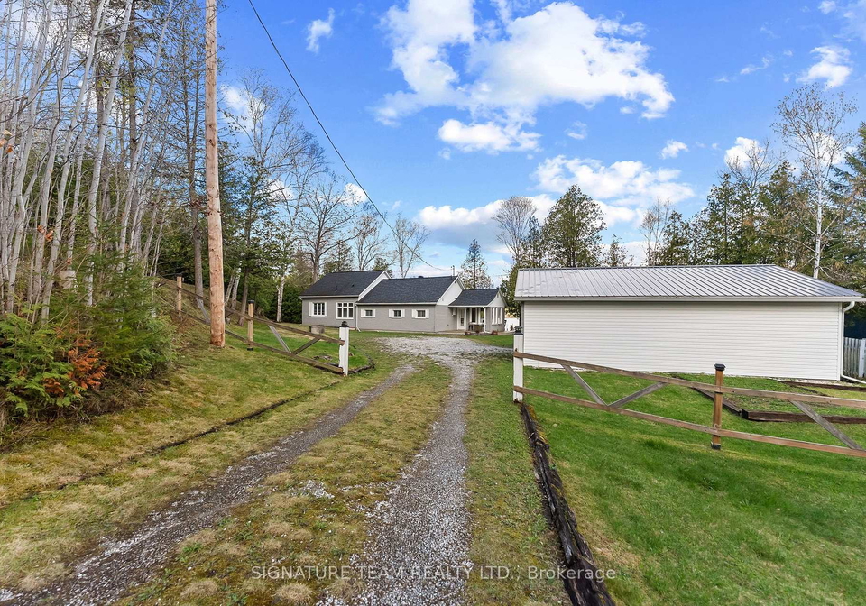 32b-lefty-lane-whitewater-region-ontario-x13135376