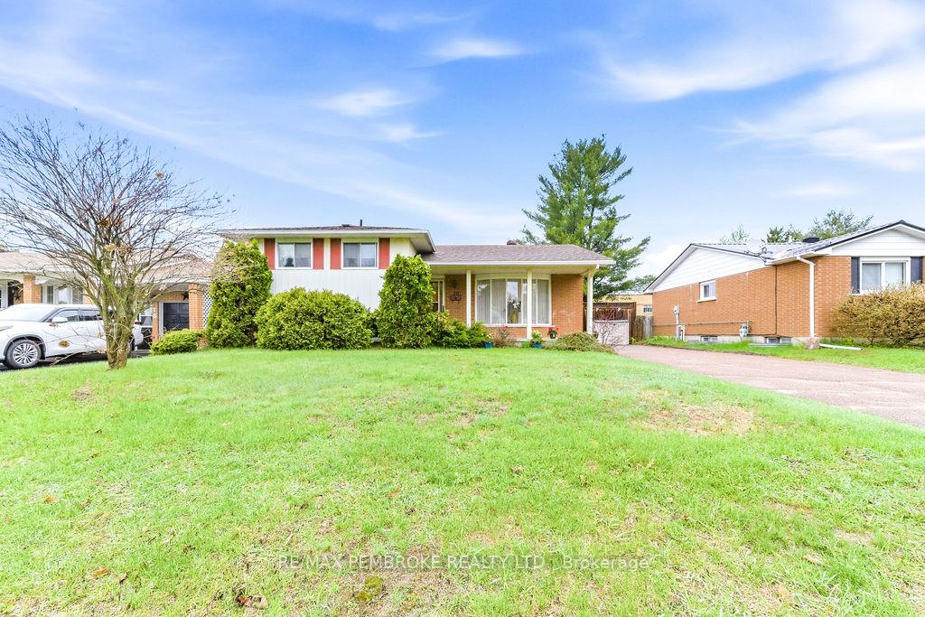 20-maple-avenue-petawawa-ontario-x13135384