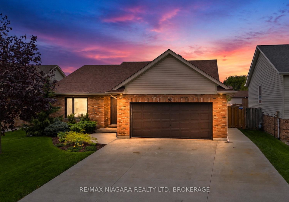 92-cedar-park-drive-welland-ontario-x13135434