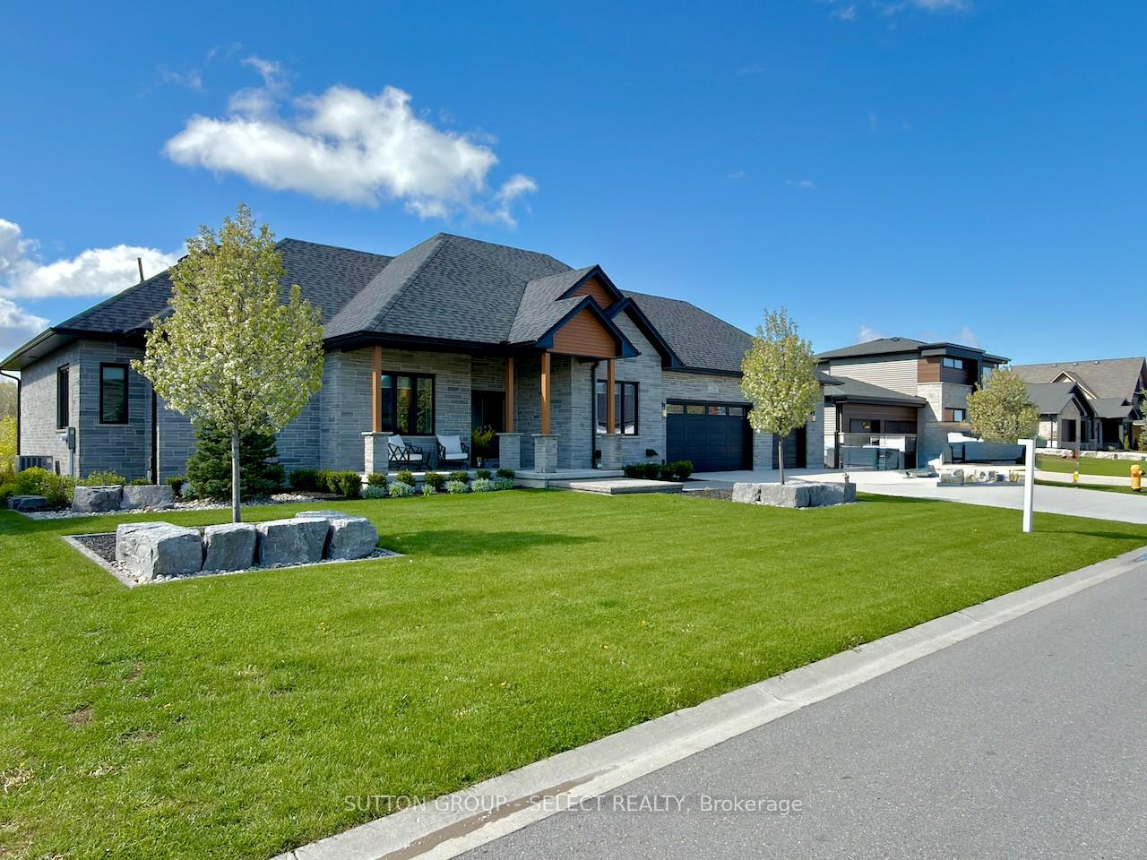 276-hazelton-lane-south-huron-ontario-x13135446