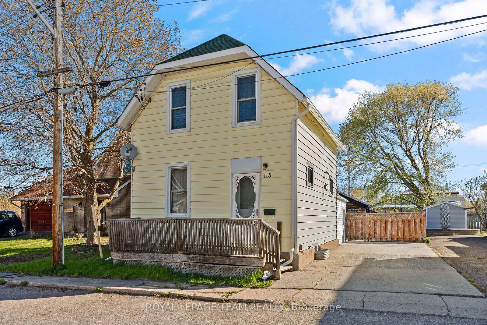 113-queen-street-n-renfrew-ontario-x13135448