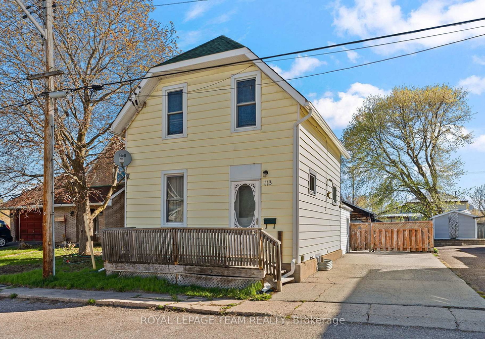 113-queen-street-n-renfrew-ontario-x13135448