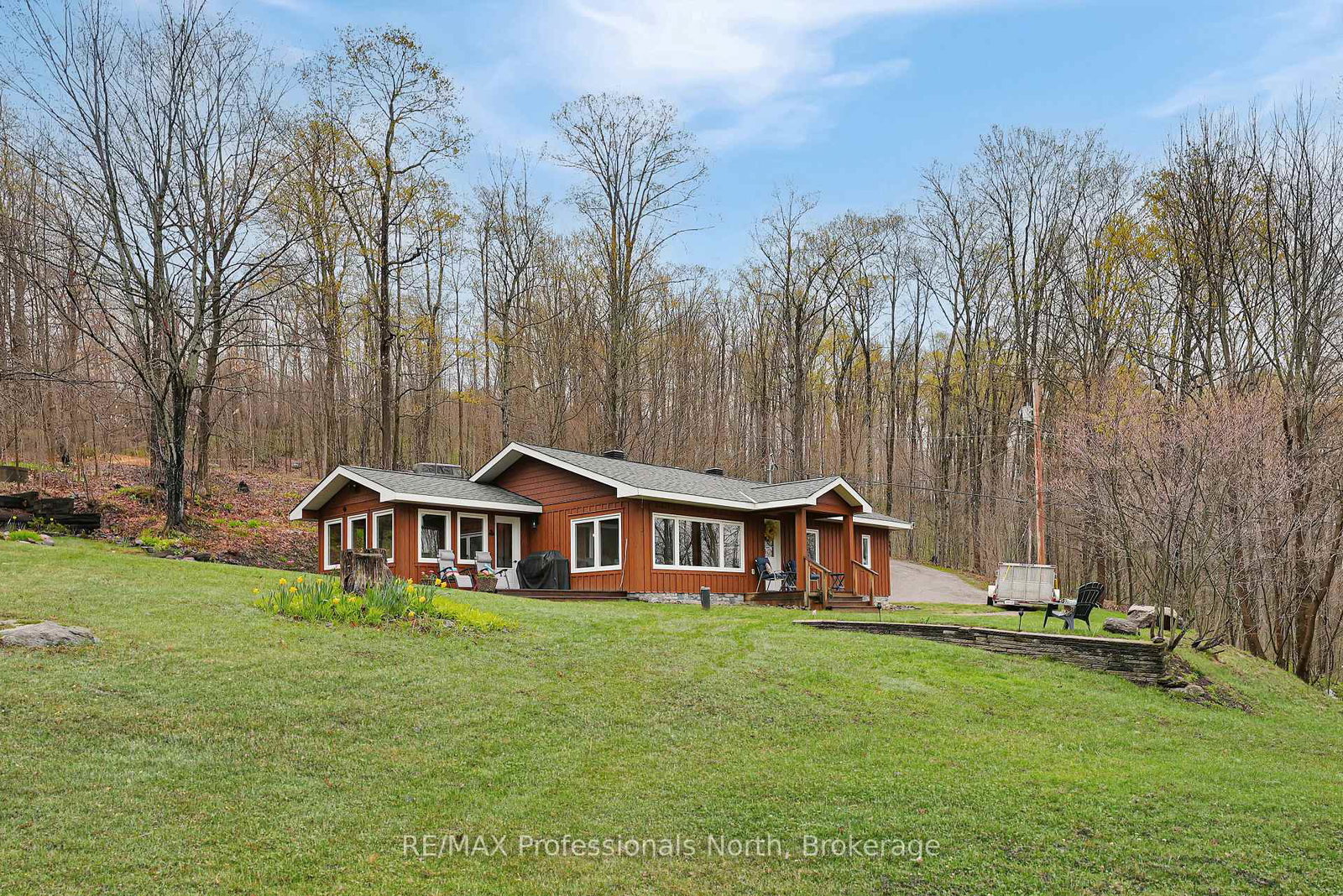 1765-essonville-line-highlands-east-ontario-x13135466