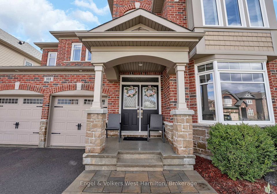 333-percheron-way-kanata-ontario-x13135484
