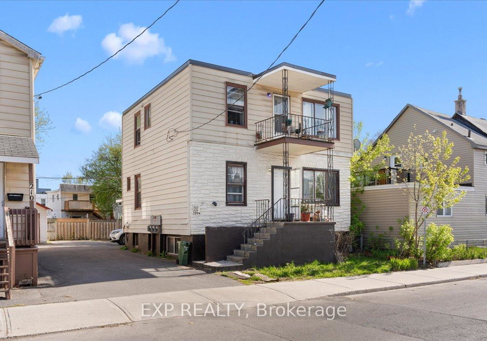 208-montfort-street-ottawa-ontario-x13135748