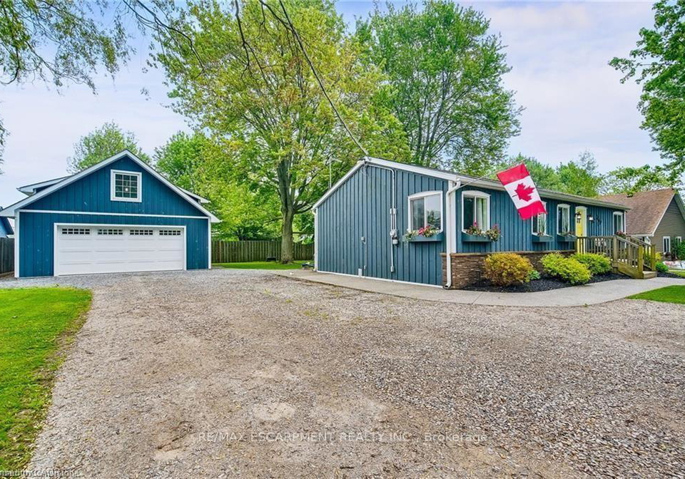 8-beach-road-haldimand-ontario-x13135750