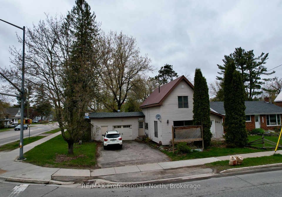 209-dill-st-street-bracebridge-ontario-x13135754
