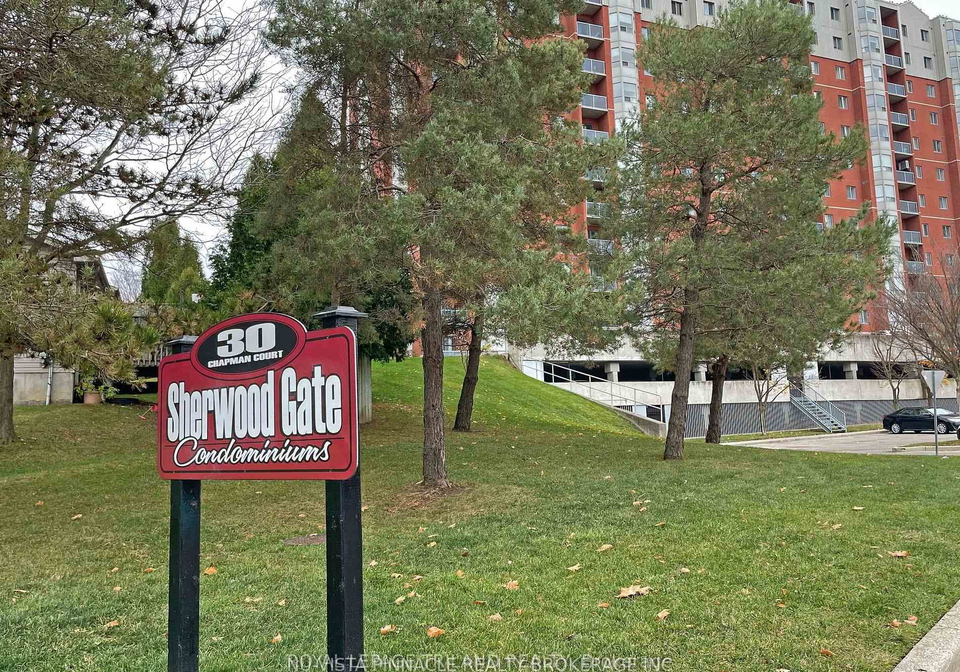 30-chapman-court-london-north-ontario-x13135872