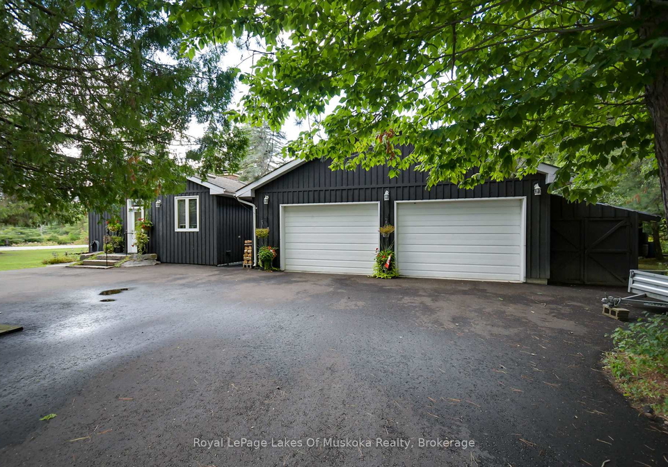 2-leslie-drive-w-bracebridge-ontario-x13136064