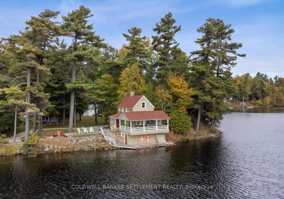 300-302-isobel-lane-tay-valley-ontario-x13136182
