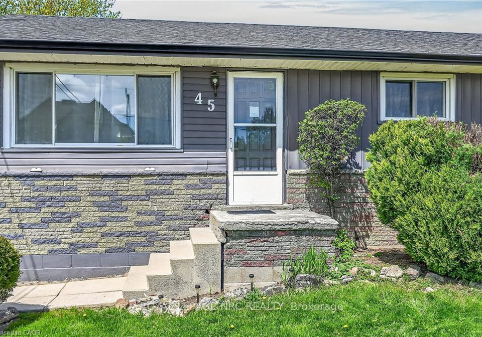 45-leckie-avenue-hamilton-ontario-x13136302