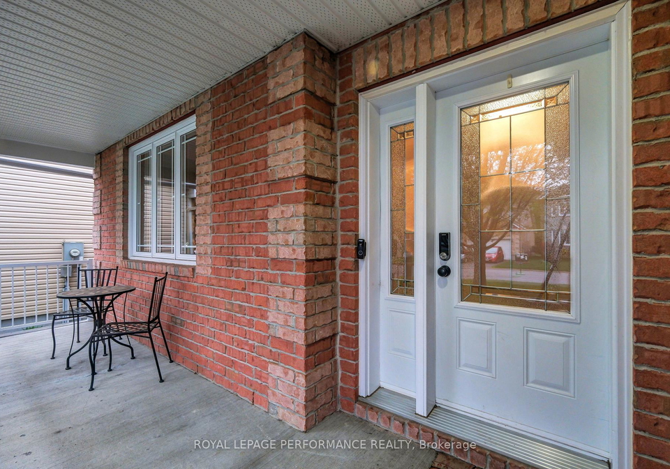 112-olde-towne-avenue-russell-ontario-x13136350