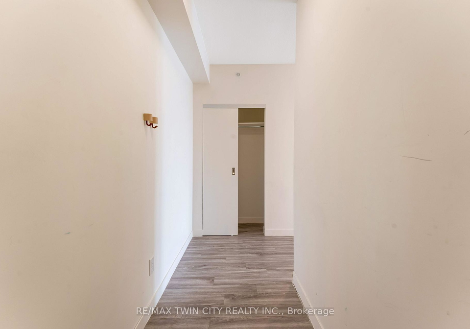 128-king-street-n-waterloo-ontario-x13136400