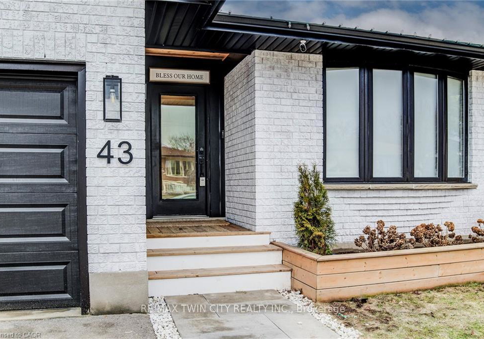 43-southview-crescent-cambridge-ontario-x13136530