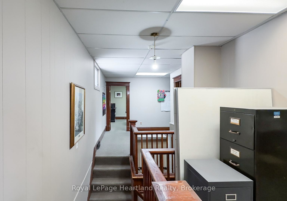 401-queen-street-north-huron-ontario-x13136618