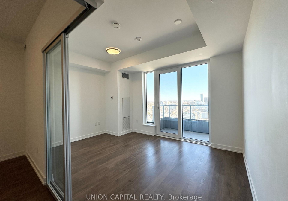 15-wellington-street-kitchener-ontario-x13136670