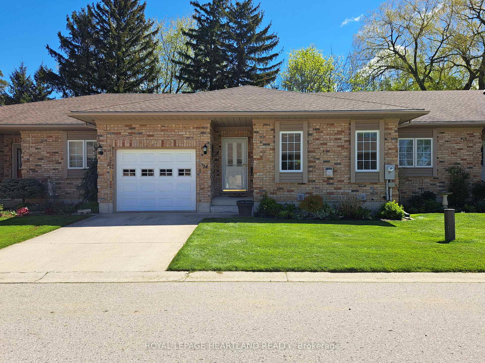 14-brookside-place-south-huron-ontario-x13136886