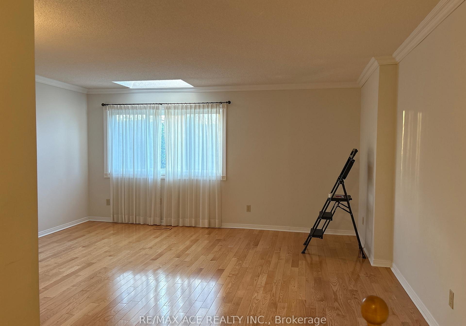 26-moss-boulevard-hamilton-ontario-x13136940
