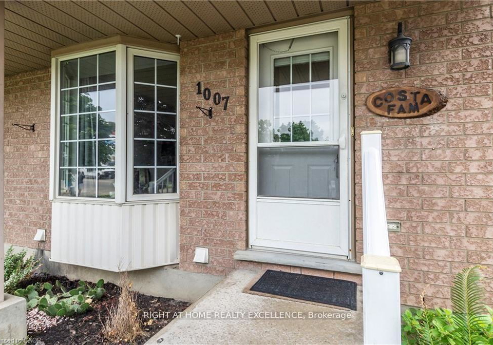 1007-elgin-street-n-cambridge-ontario-x13137088