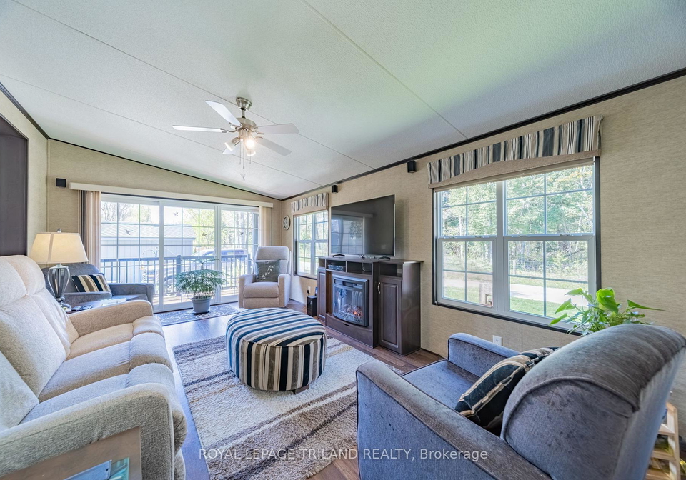 36501-dashwood-road-south-huron-ontario-x13137118