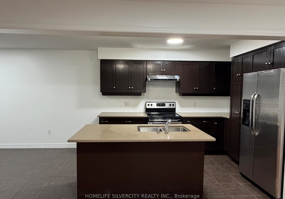 1838-reilly-walk-london-north-ontario-x13137174