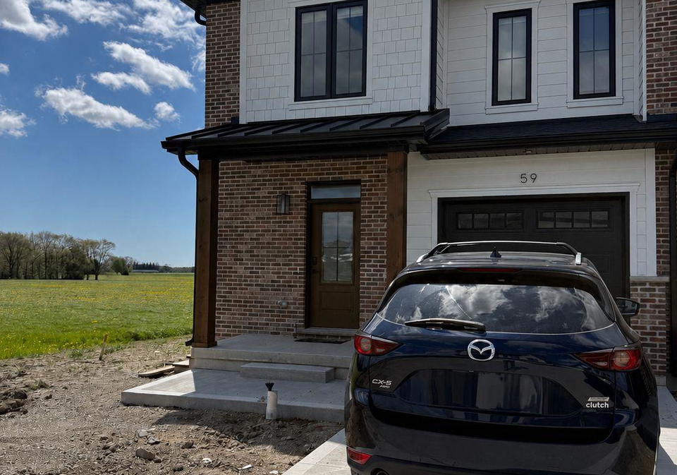 147-scotts-drive-lucan-biddulph-ontario-x13137176