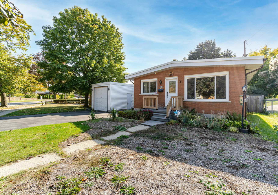 22-balmoral-drive-guelph-ontario-x13137218