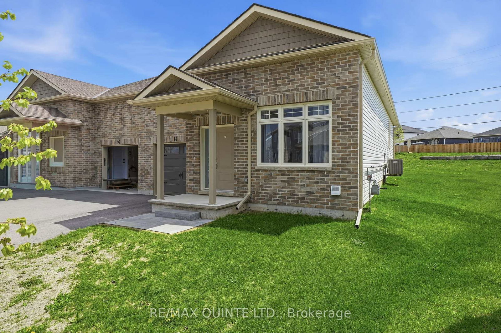 14-campbell-crescent-prince-edward-county-ontario-x13137222