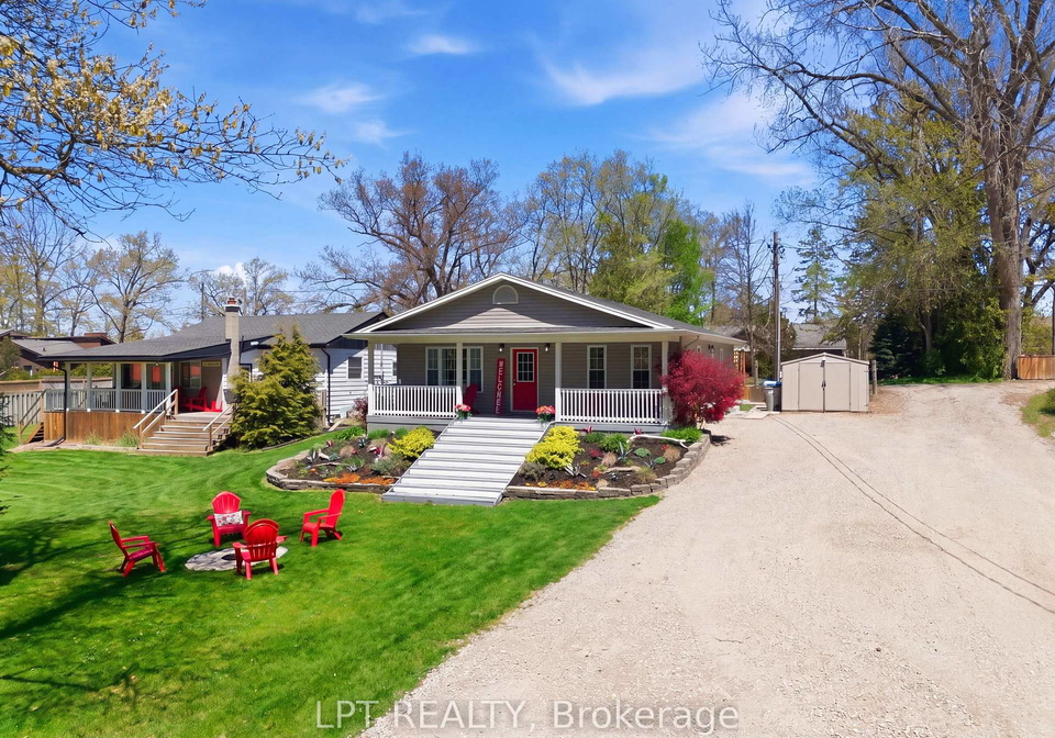 7652-riverside-drive-lambton-shores-ontario-x13137284